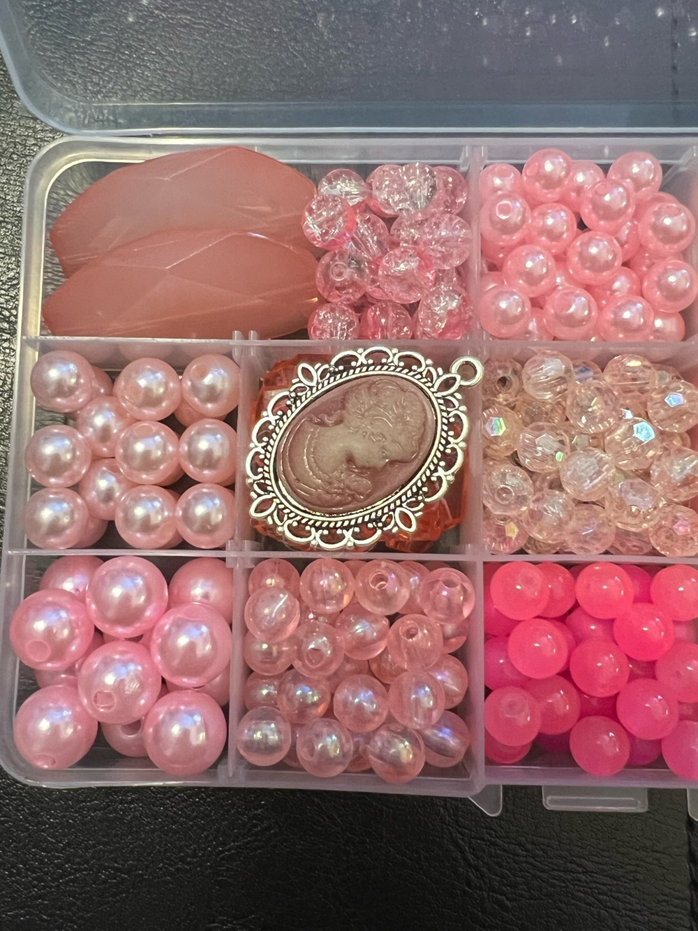 Craft Beads, PINK SWEATER - VERY WARM, Jewelry Supplies, loose bulk beads - Picture 4 of 8